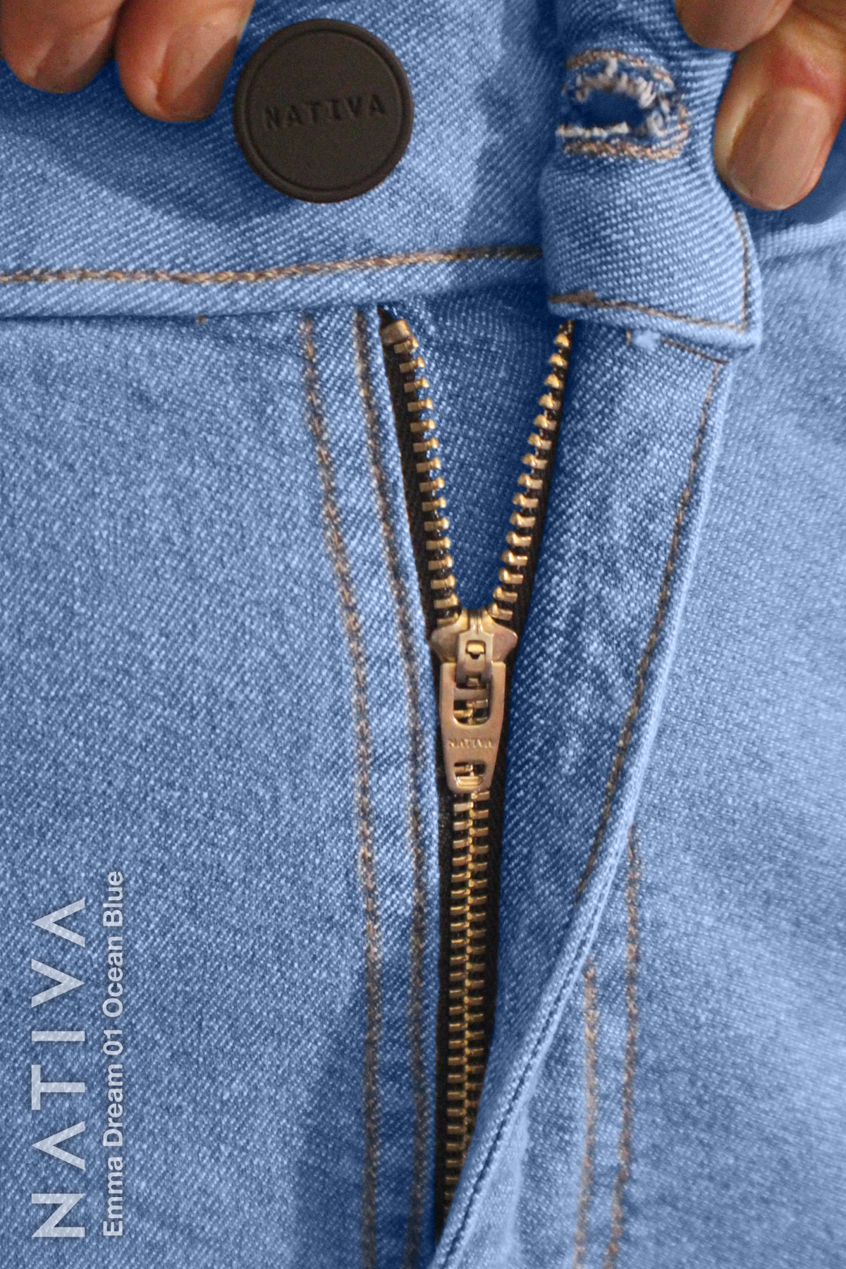 STRAIGH JEANS, EMMA DREAM 01 OCEAN BLUE. Talle Alto. Con tejidos ESFD (Extreme Stretch Flattering Denim). Cintura Ajustable PERFECT FIT®