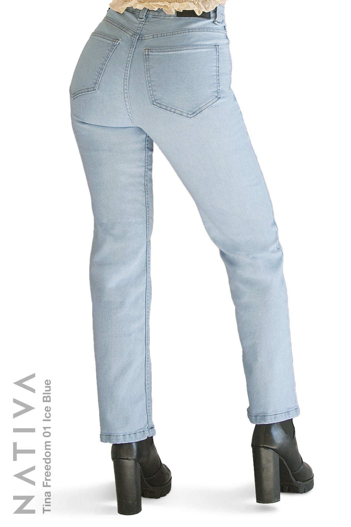 STRAIGHT JEANS, TINA FREEDOM 01 ICE BLUE. Talle Alto. Con tejidos ESFD (Extreme Stretch Flattering Denim). Cintura Ajustable PERFECT FIT®