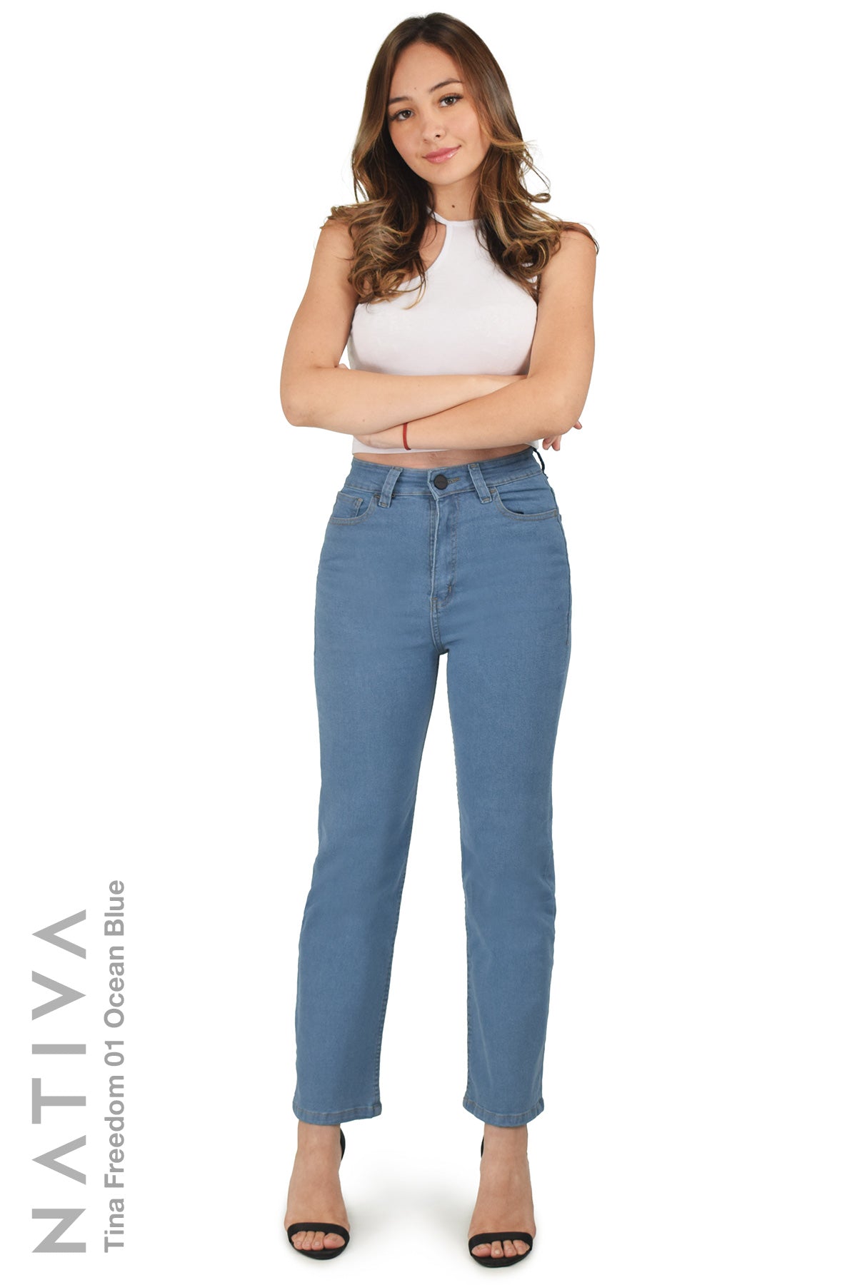 STRAIGHT JEANS, TINA FREEDOM 01 OCEAN BLUE. Talle Alto. Con tejidos ESFD (Extreme Stretch Flattering Denim). Cintura Ajustable PERFECT FIT®