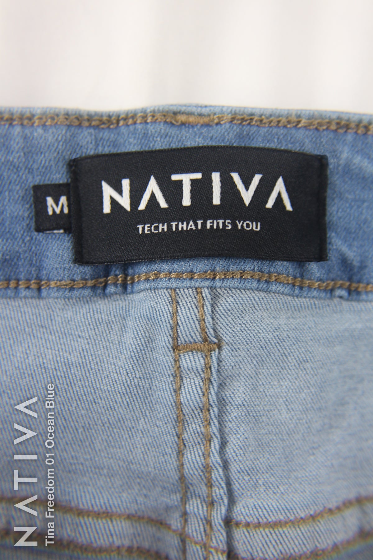 STRAIGHT JEANS, TINA FREEDOM 01 OCEAN BLUE. Talle Alto. Con tejidos ESFD (Extreme Stretch Flattering Denim). Cintura Ajustable PERFECT FIT®