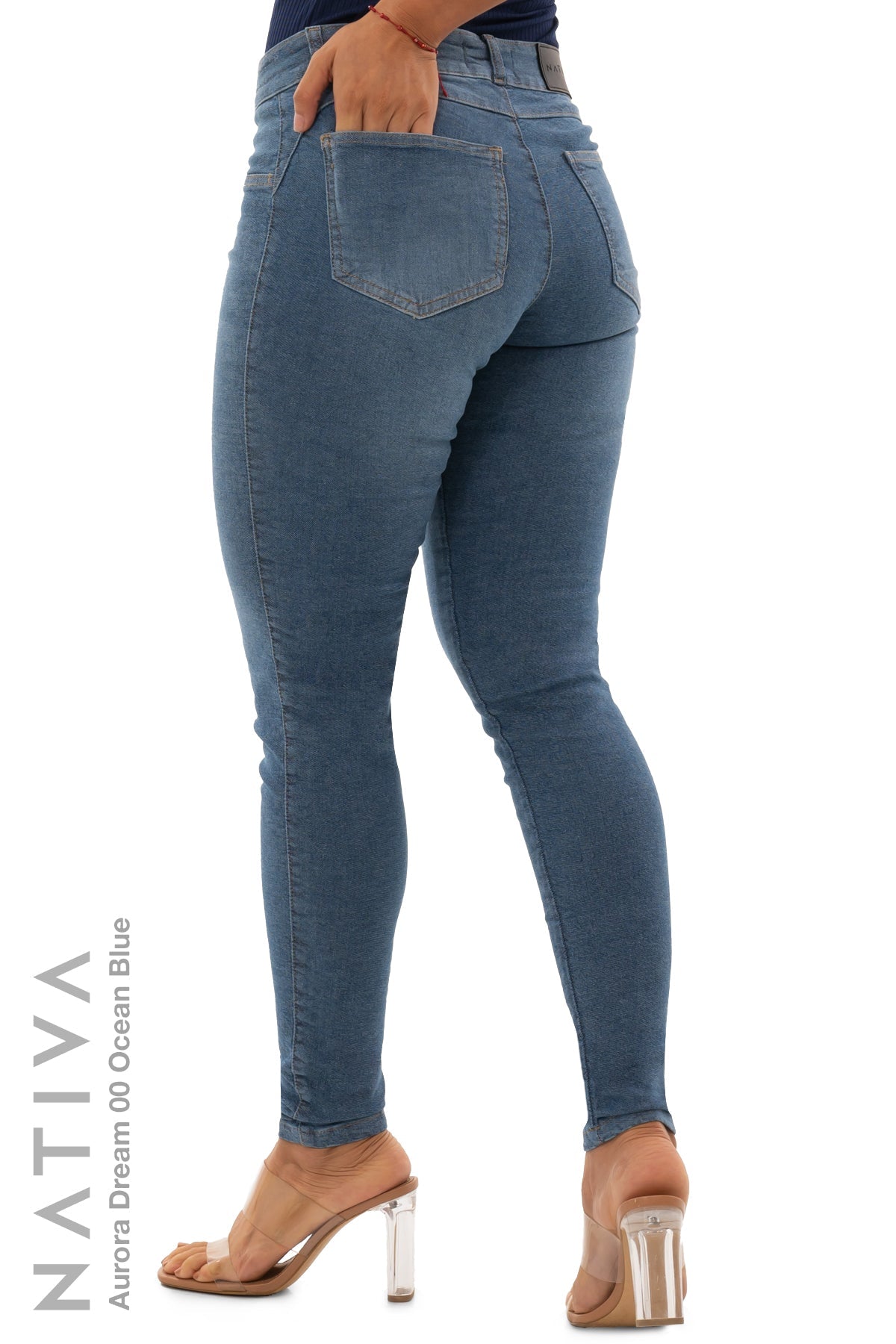 SUPER SKINNY JEANS, AURORA DREAM 00 OCEAN BLUE, Talle Medio. Moldeador Ultra Confortable. Jornada Prolongada. Tecnología No Stress®