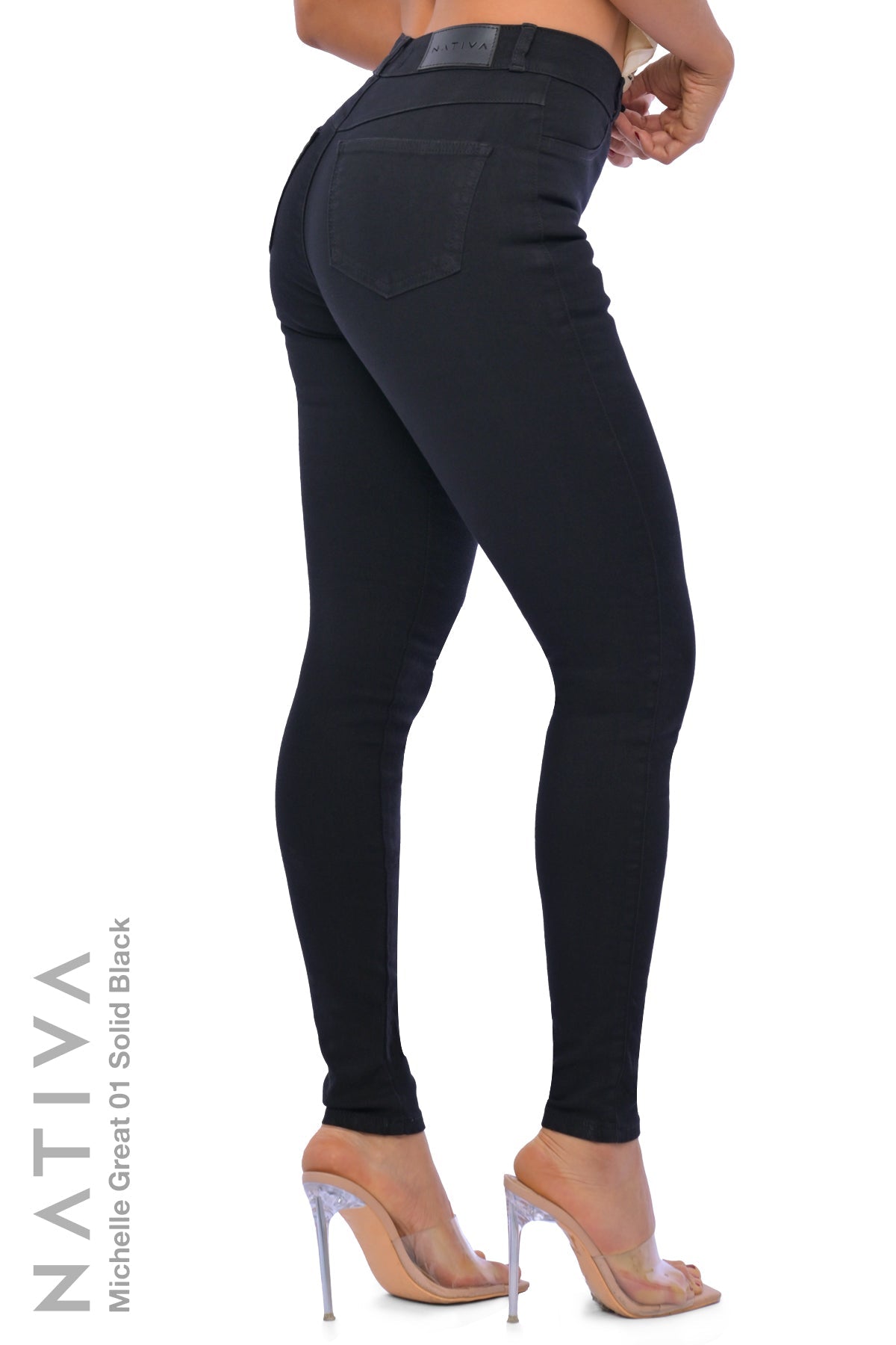 SUPER SKINNY JEANS, MICHELLE GREAT 01 BLACK, Talle Alto. Moldeador. Cuatro Estaciones. Tecnología No Stress®